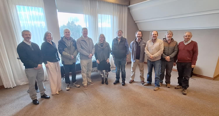 Fedeleche se reúne en Valdivia para avanzar en los desafíos del sector  
