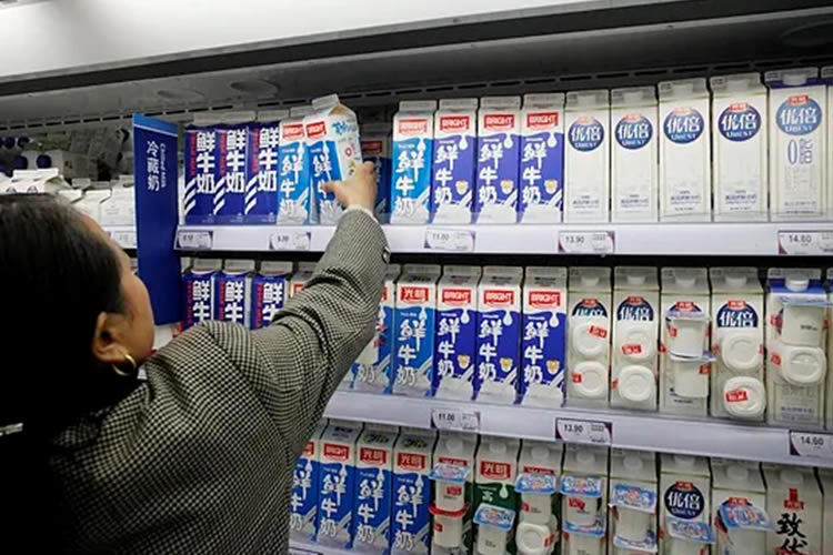 El envejecimiento de la población obliga a adaptarse a las marcas de leche chinas