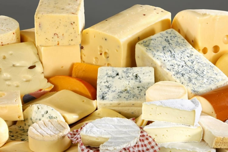 El 85% de la población chilena consume queso mensualmente y el gauda lidera las preferencias