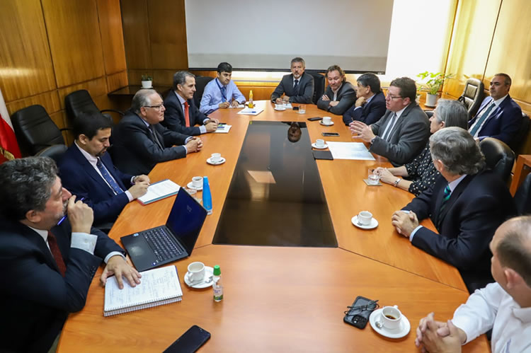 Alianza estratégico-productiva: Minagri y Fedeleche trazan hoja de ruta para potenciar el sector lácteo nacional