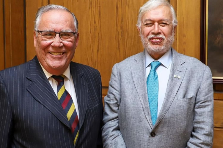 Ministro  Campos ratifica a Carlos Furche como director nacional del INIA