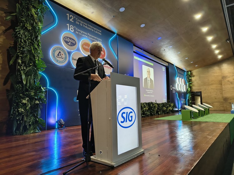 Sector lácteo chileno participa en integración continental en Congreso Panamericano de Medellín 